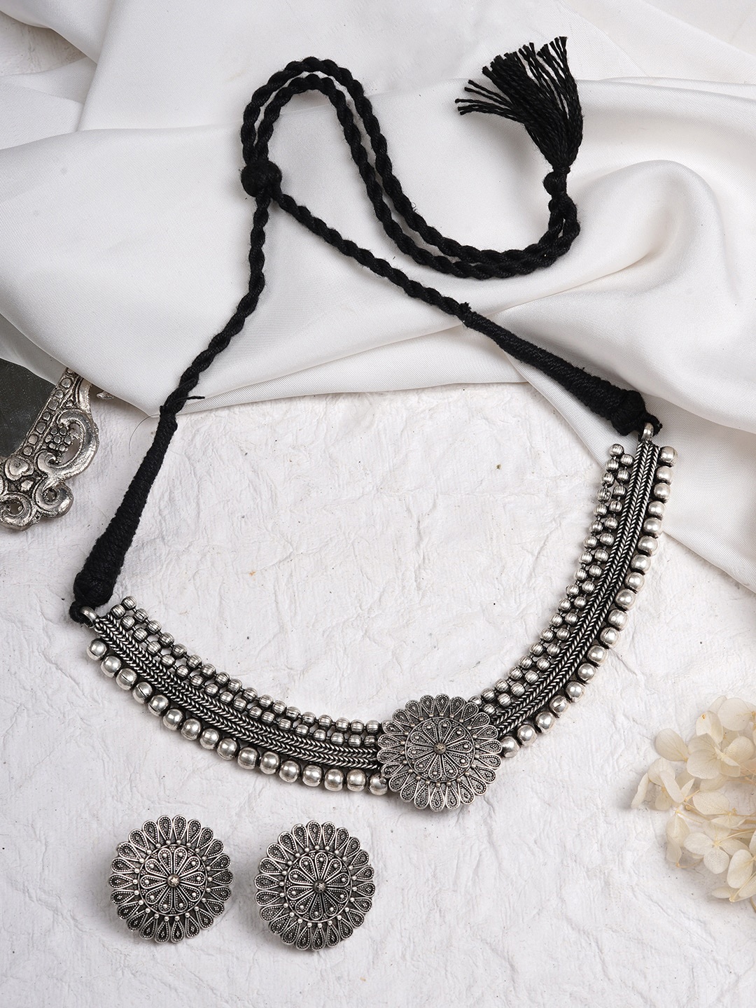 

TEEJH Woman Silver Oxidised Necklace Set