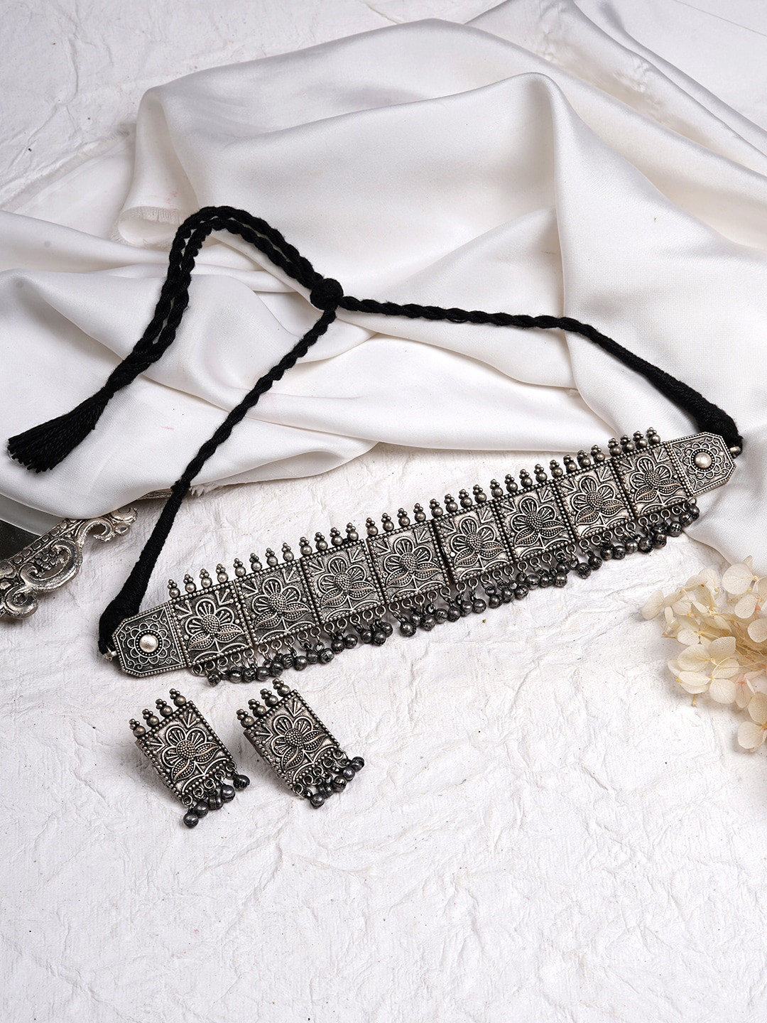 

TEEJH Oxidised Silver-Plated Jewellery Set