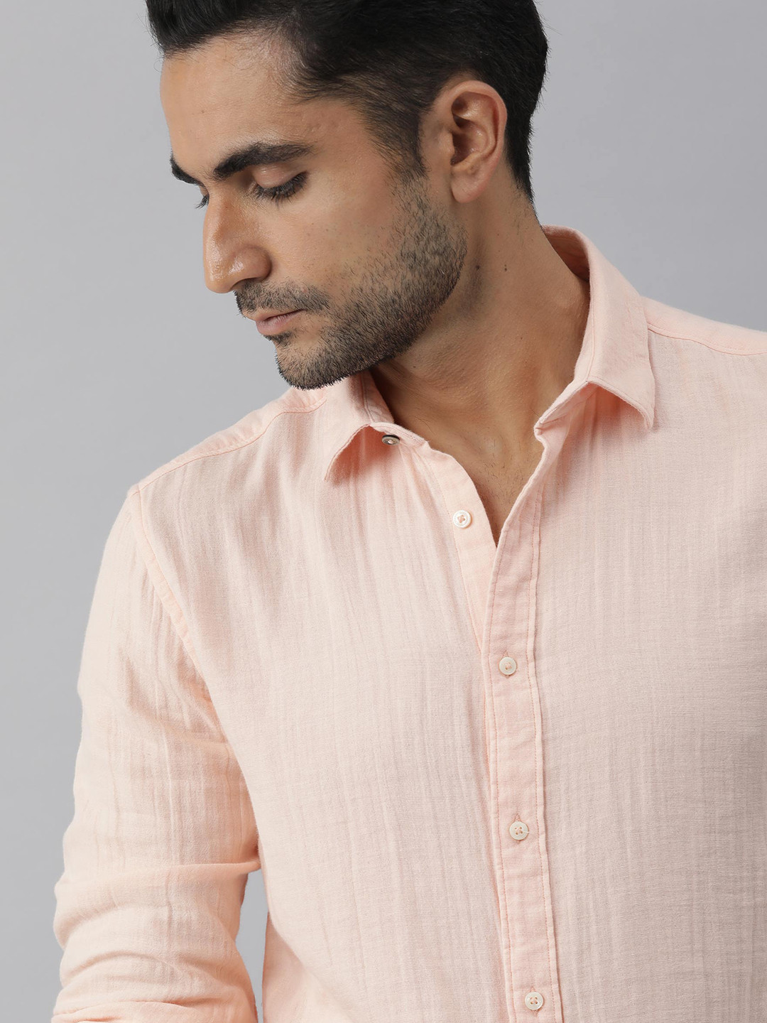 

RARE RABBIT Men Peach-Coloured Solid Slim Fit Casual Shirt