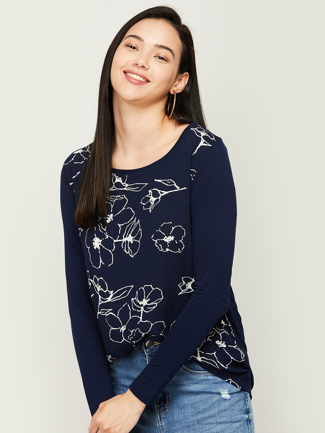 

Fame Forever by Lifestyle Navy Blue Floral Print Top