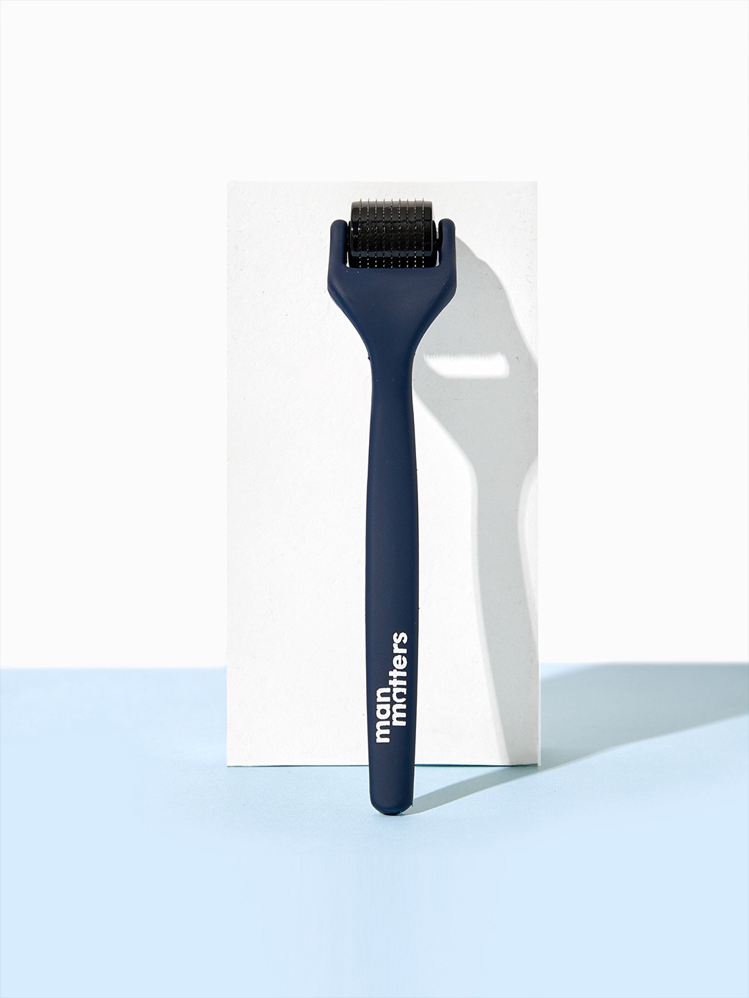 

Man Matters Advance Derma Roller- Scalp & Beard - 540 Micro 0.5 mm Titanium Alloy Needles, Blue