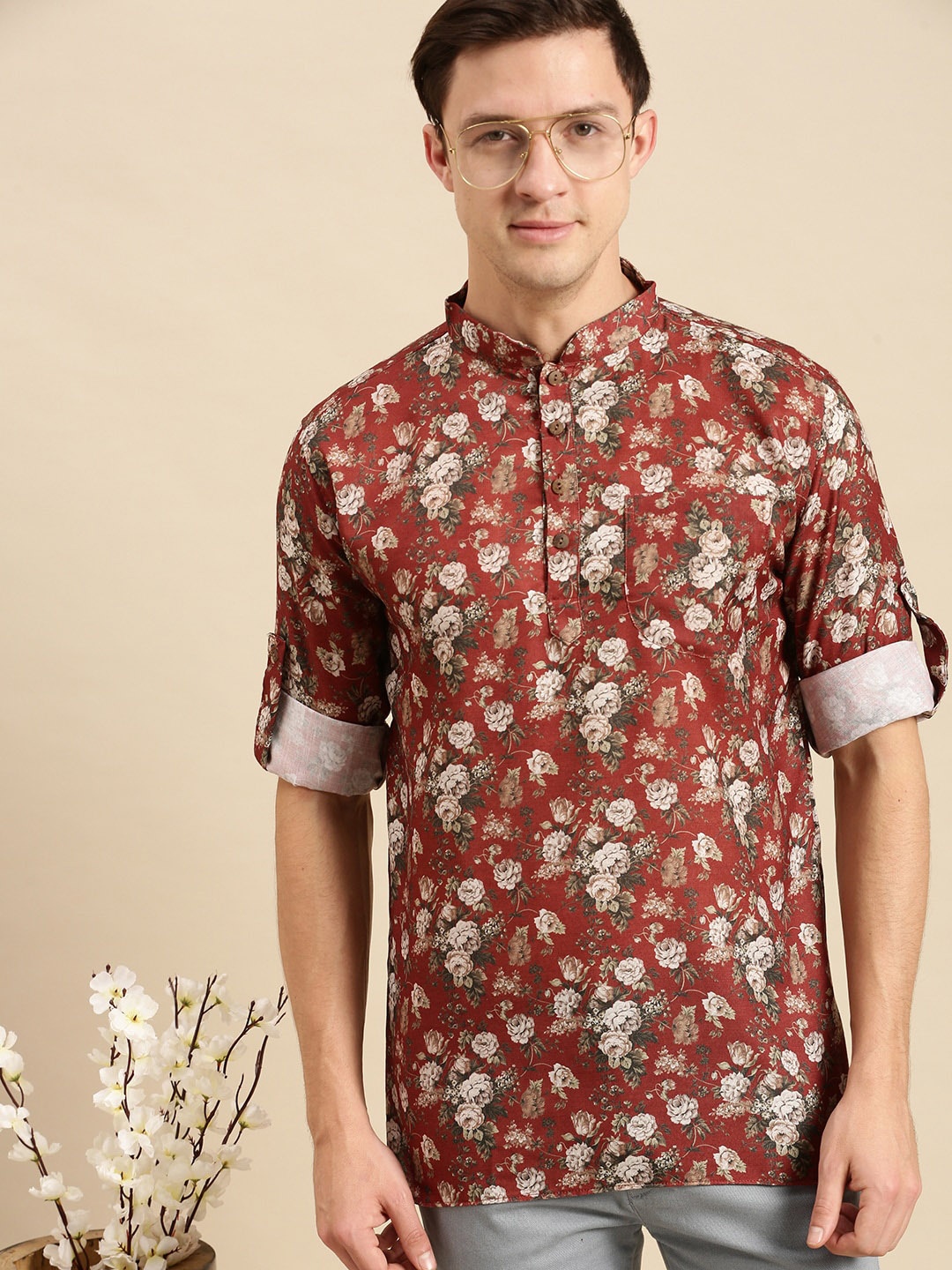 Sanwara Men Red Floral Printed Kurta