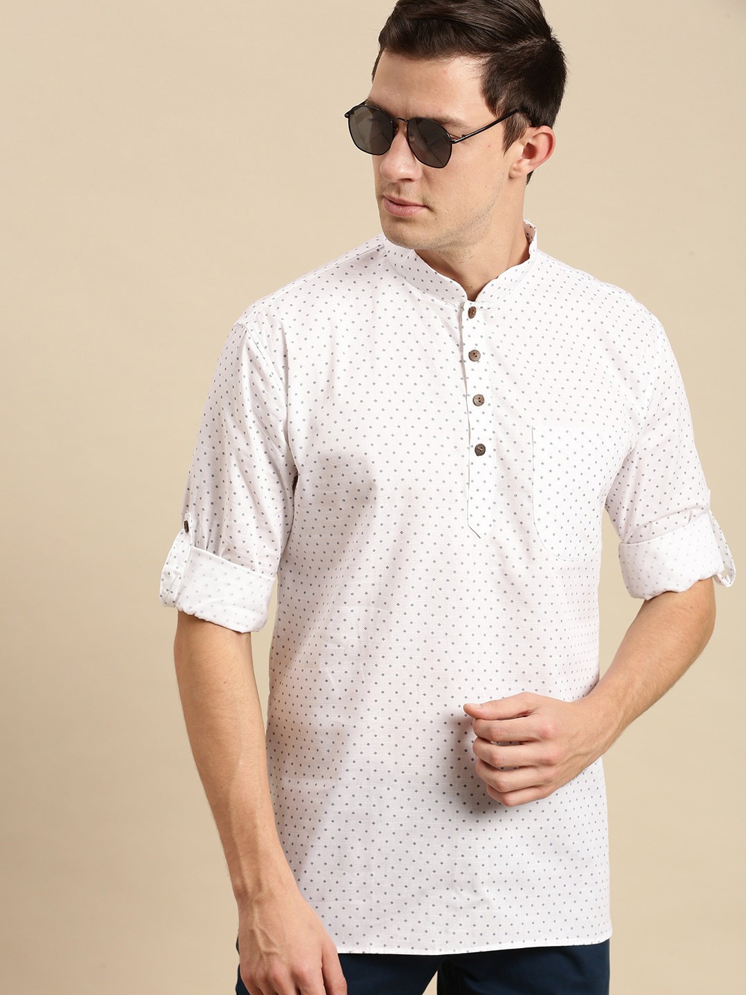 

Sanwara Men White Printed Kurta