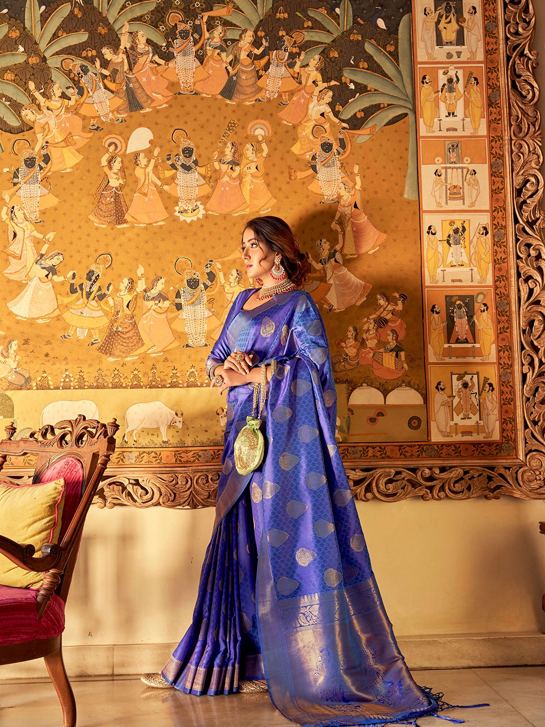 

KARAGIRI Blue & Gold-Toned Woven Design Zari Silk Blend Banarasi Saree