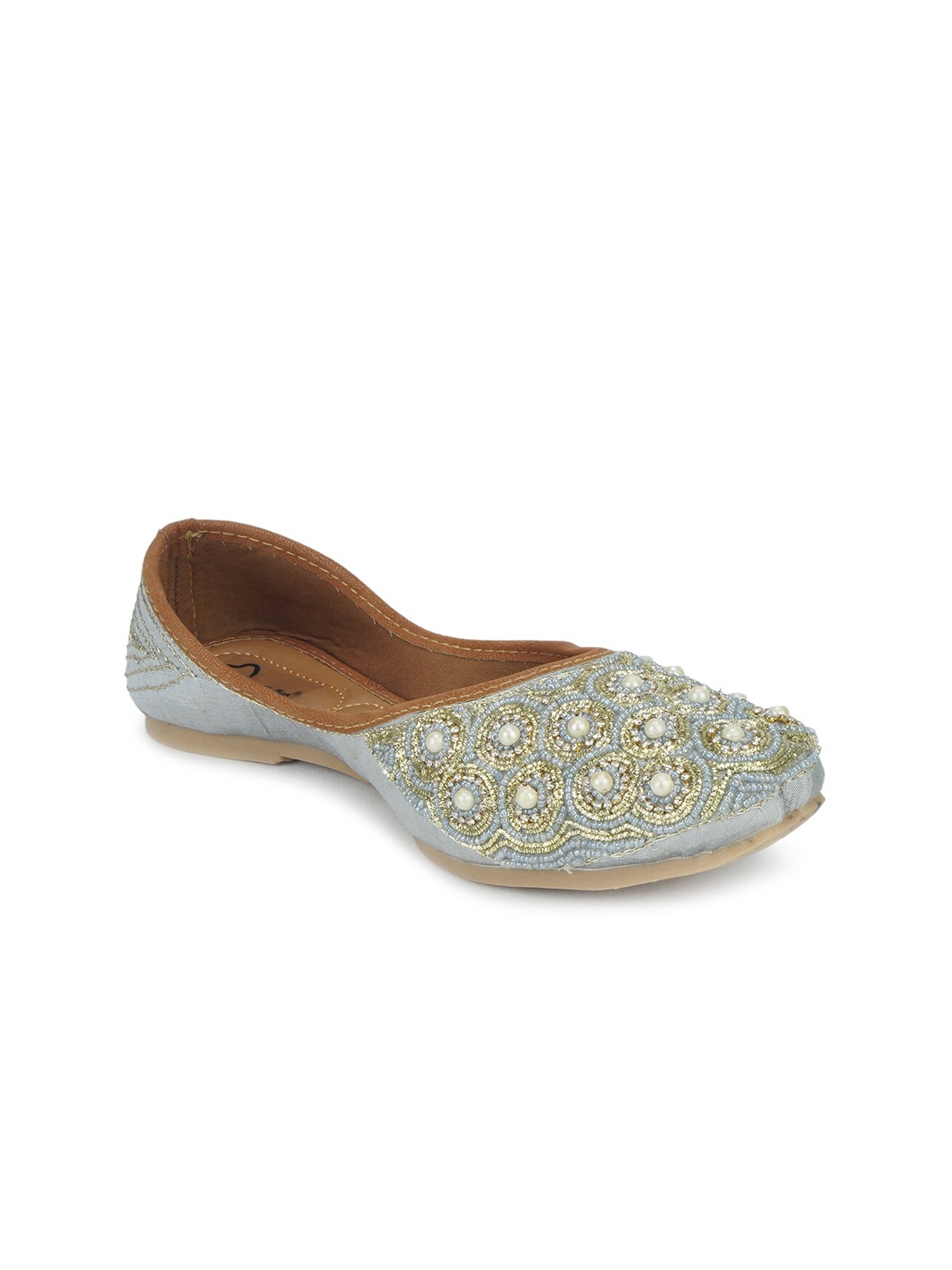 

The Desi Dulhan Women Grey Embellished Leather Party Mojaris Flats