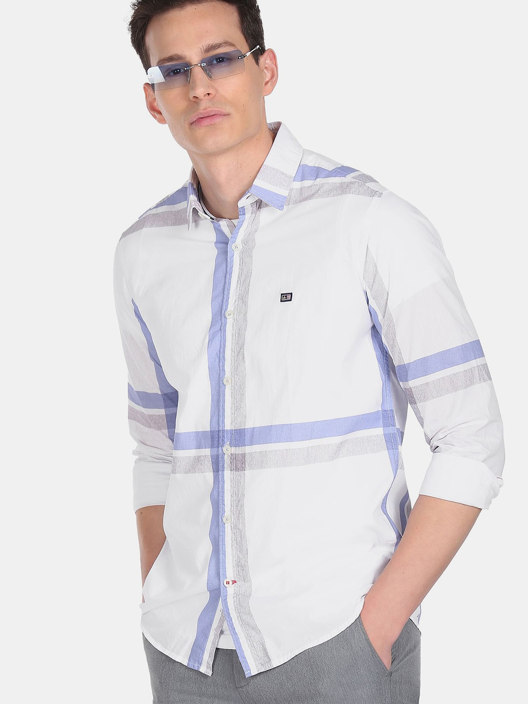 

Arrow Sport Men Blue Regular Fit Solid Cotton Casual Shirt