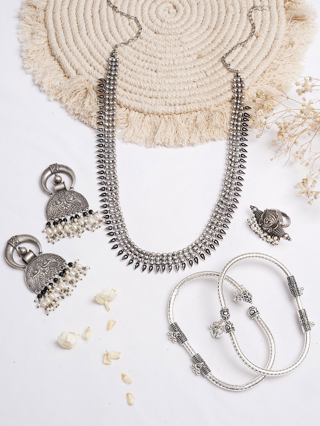 

TEEJH Silver-Toned Oxidised Jewellery Set