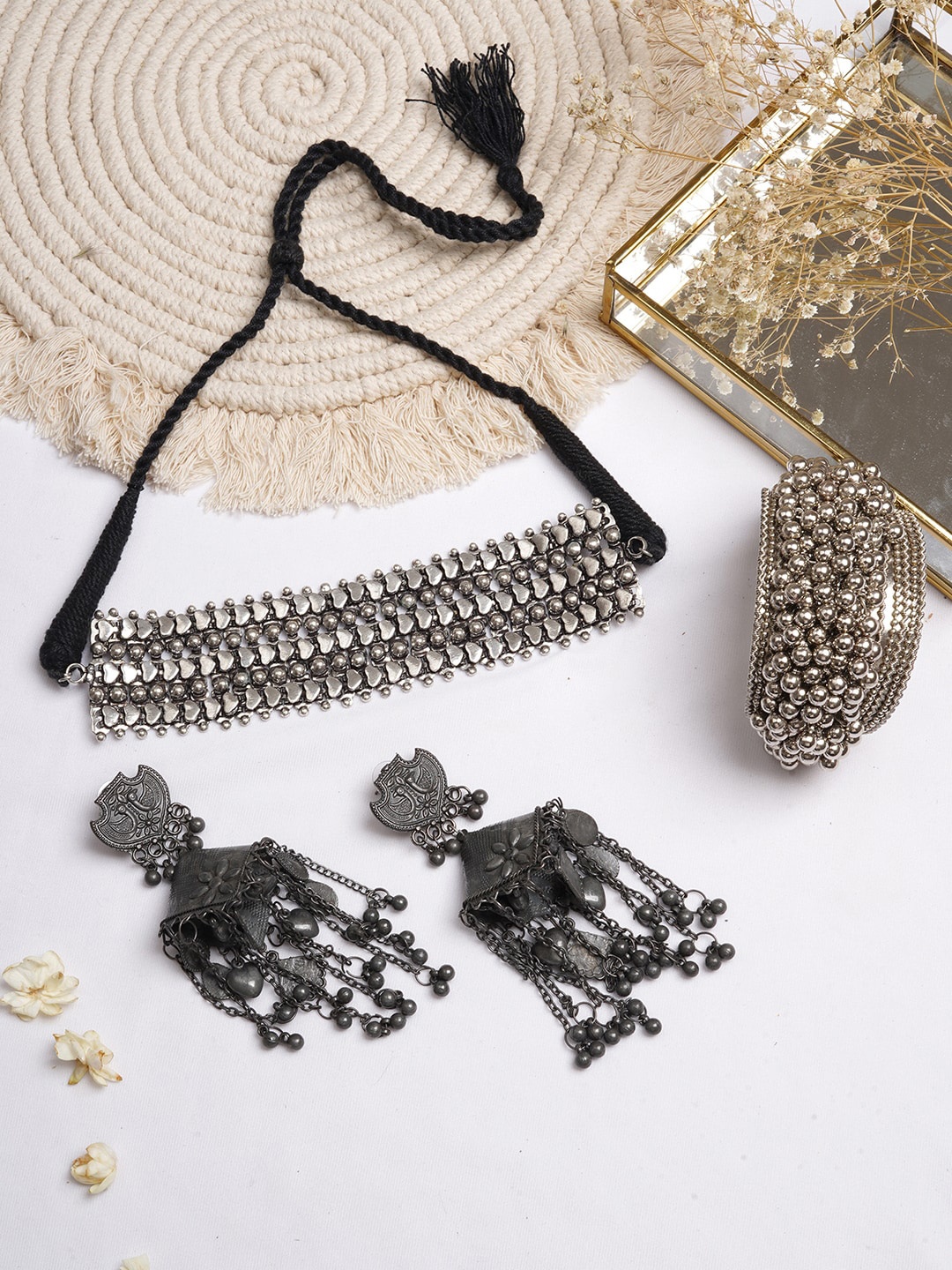 

TEEJH Woman Oxidised Silver-Toned Jewellery Set