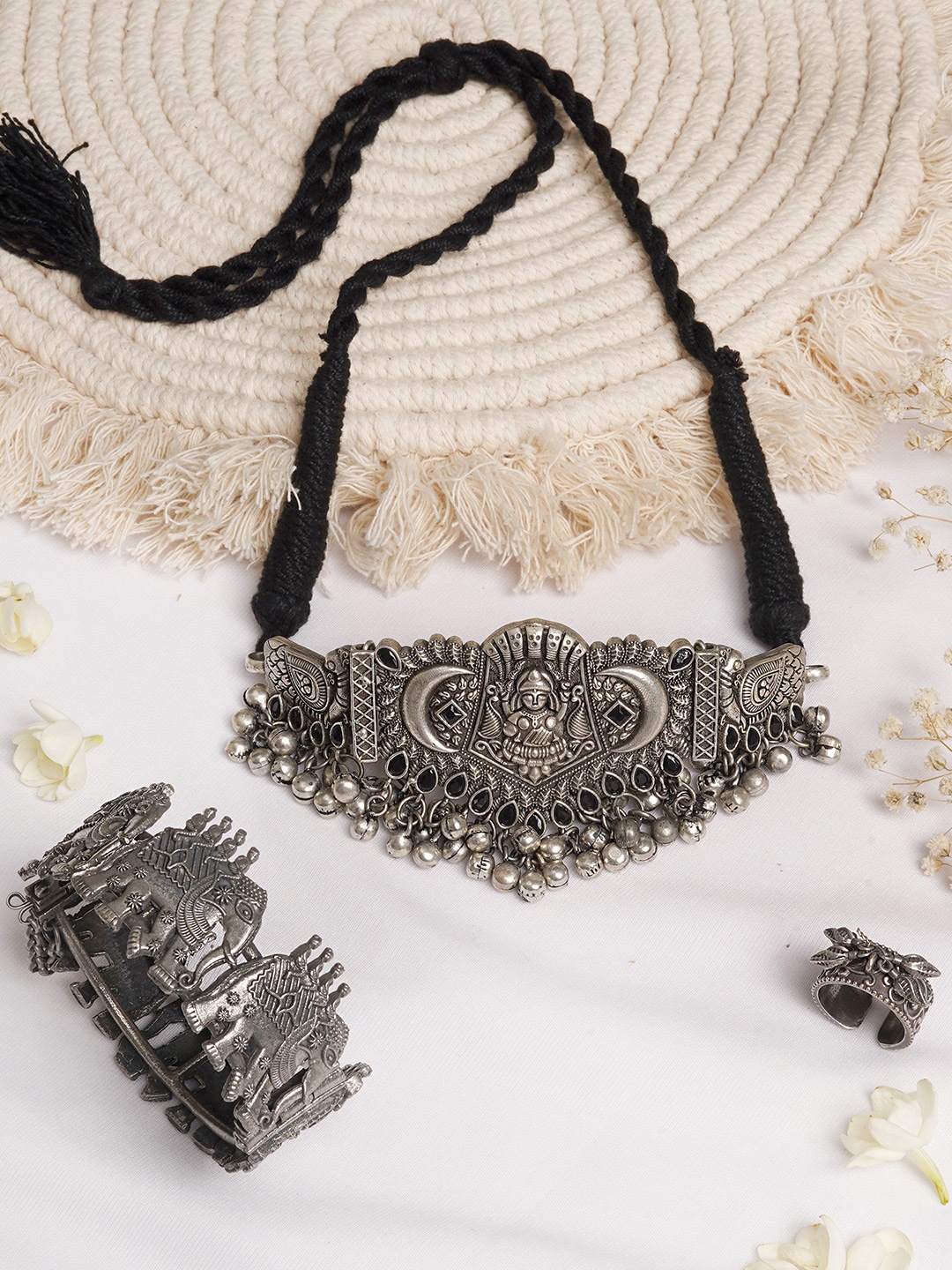 

TEEJH Woman Rajeshwari Silver Oxidised Jewellery Set