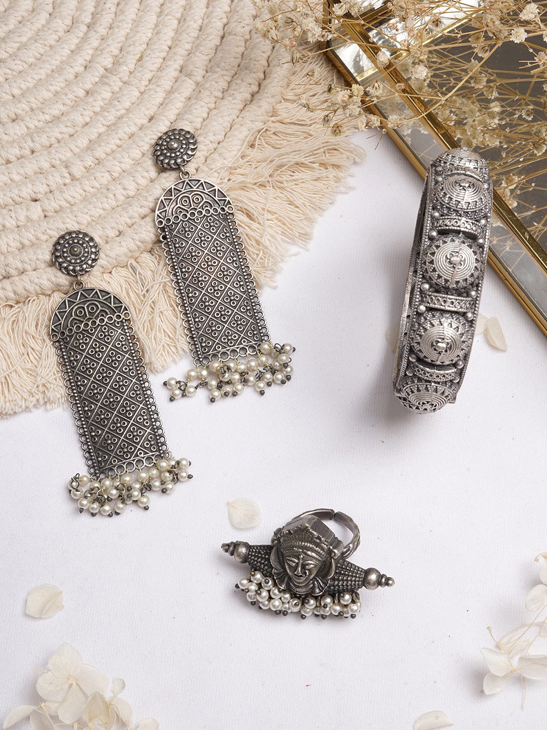 

TEEJH Silver-Toned Oxidised Jewellery Set