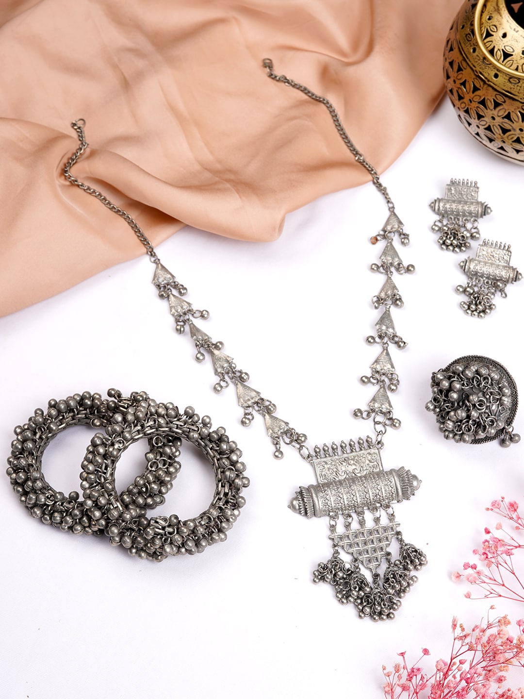 

TEEJH Oxidised Silver-Toned Diza Jewellery Set