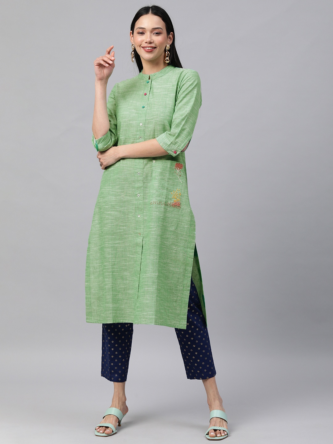 

araaliya Women Olive Green Printed Thread Work Kurta