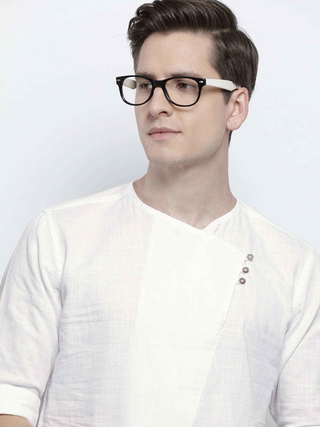 

The Indian Garage Co Men White Solid Angrakha Straight Kurta