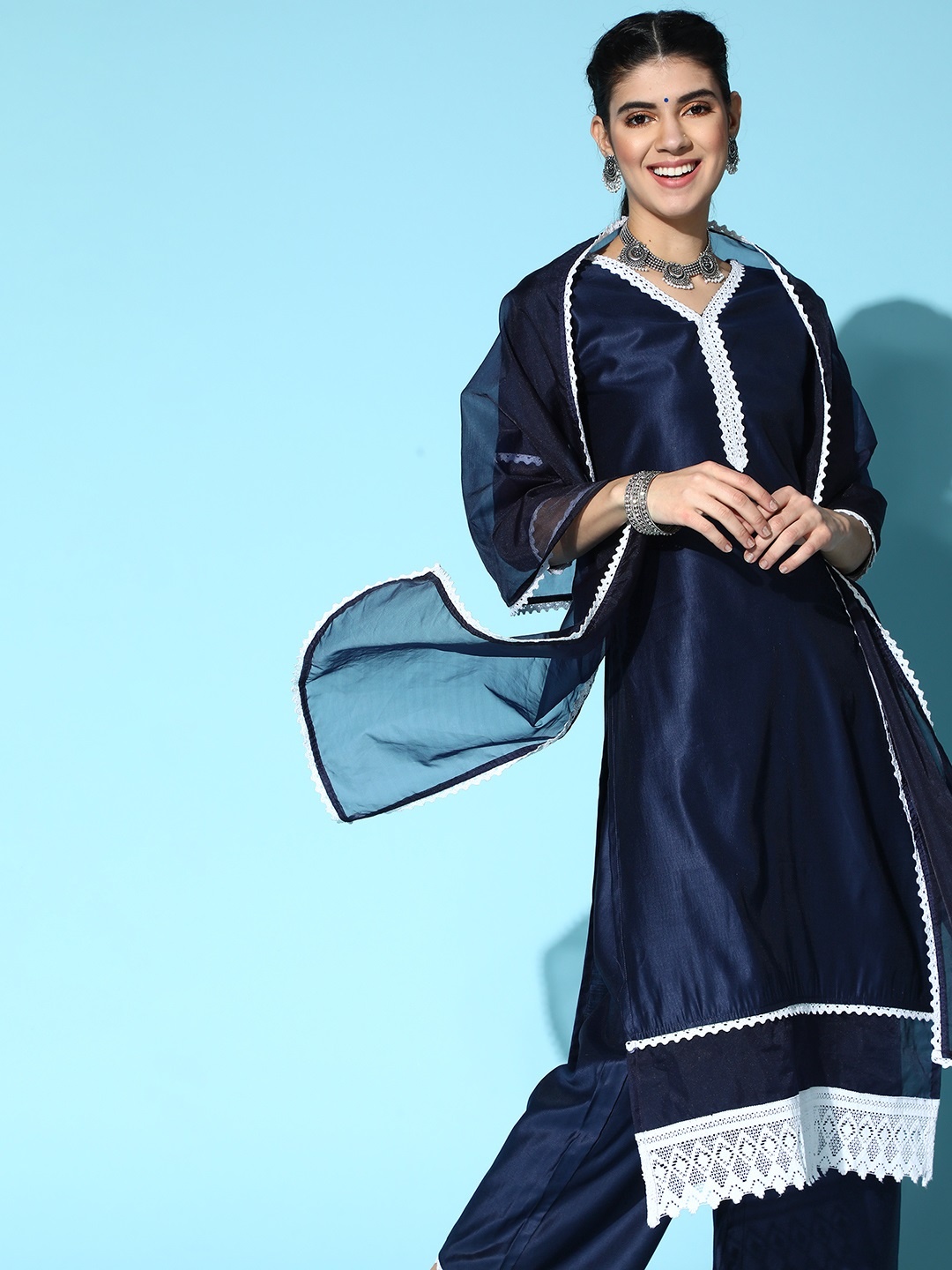 

Indo Era Solid Poly-Georgette Lace Kurta Set, Navy blue