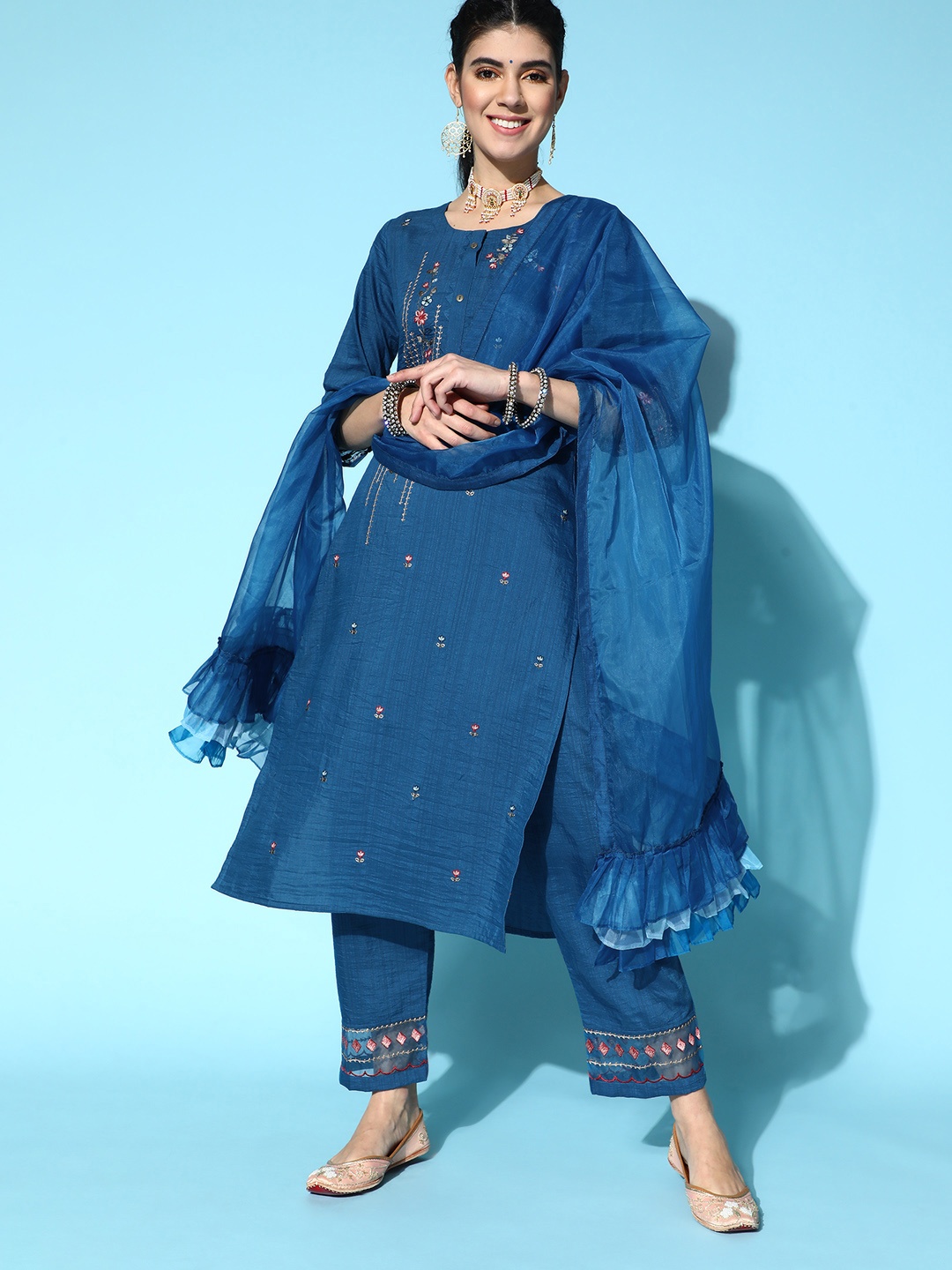 

Indo Era Floral Silk Blend Ethnic Motifs Kurta Set, Navy blue