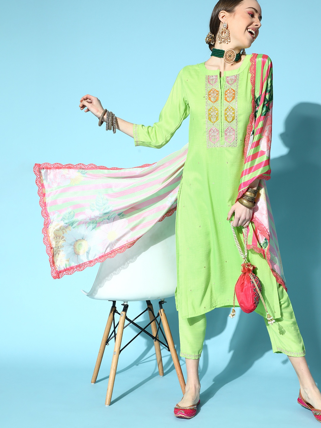 

Indo Era Floral Silk Blend Kurta Set, Green