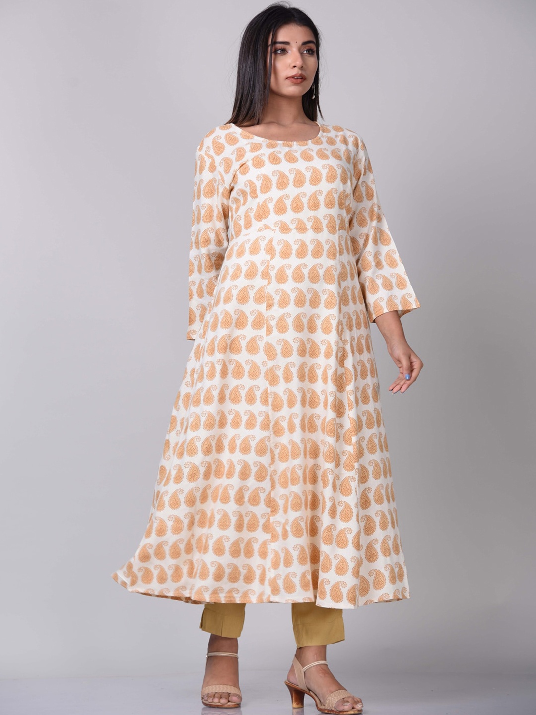 

KALINI Women Off White Geometric Printed Flared Sleeves Anarkali Kurta