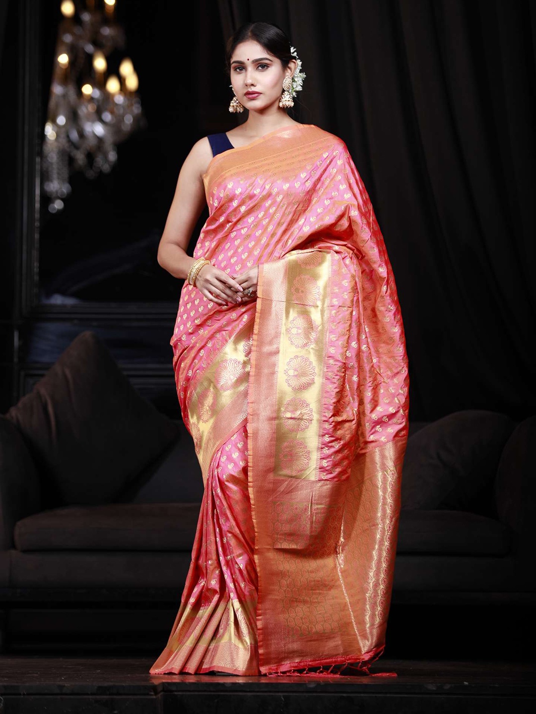 

KARAGIRI Pink & Gold-Toned Ethnic Motifs Zari Silk Blend Banarasi Saree