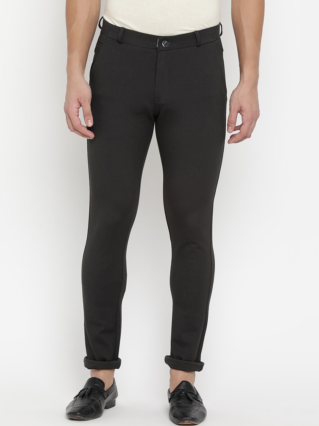 

V2 Value & Variety Men Grey Solid Chinos Trousers