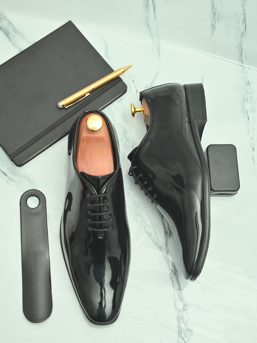 San Frissco Men Black Faux Leather Formal Oxfords