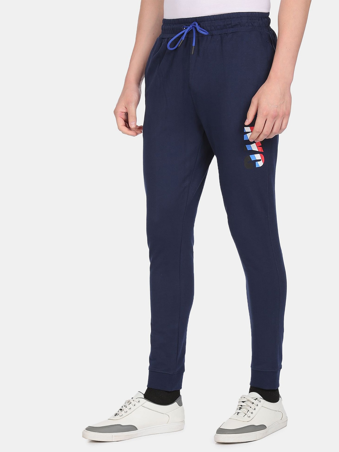 

Arrow Sport Men Navy Regular Fit Solid Joggers, Blue