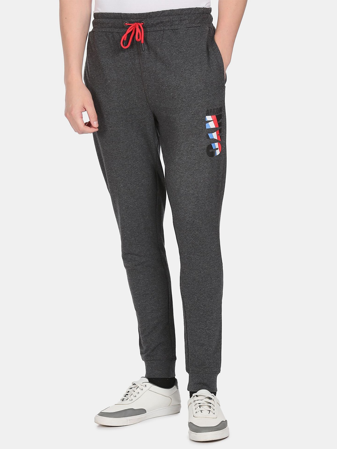 

Arrow Sport Men Charcoal Grey Regular-Fit Heathered Joggers