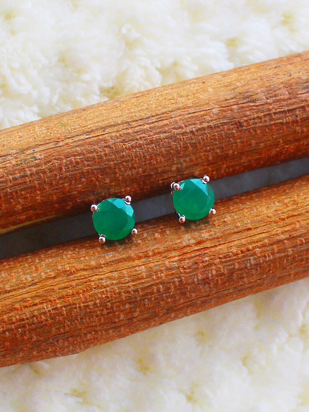 

ERILINE JEWELRY Silver-Toned & Green Studs Earrings