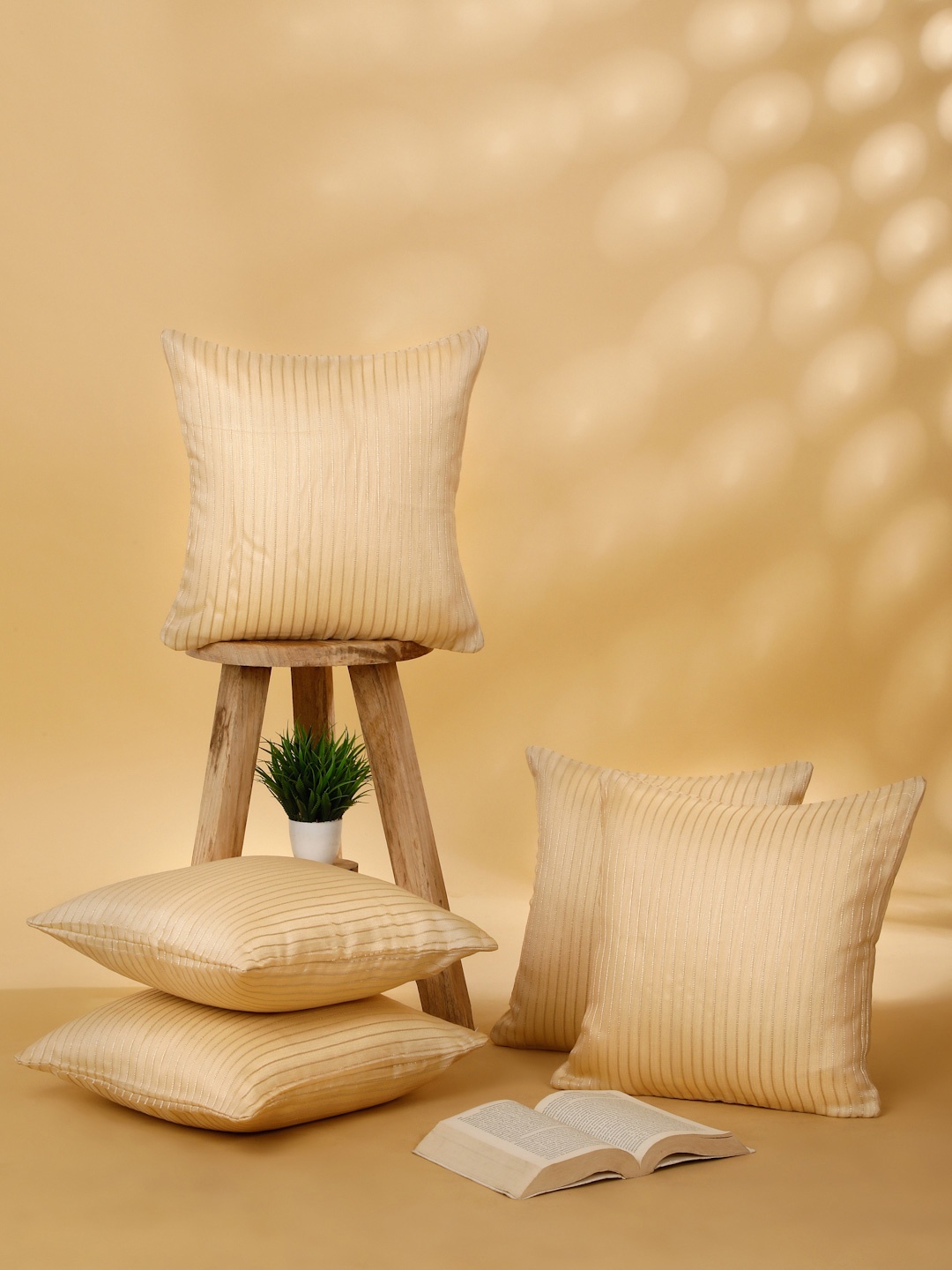 

ROSARA HOME Gold-Toned Set of 5 Striped Square Cushion Covers