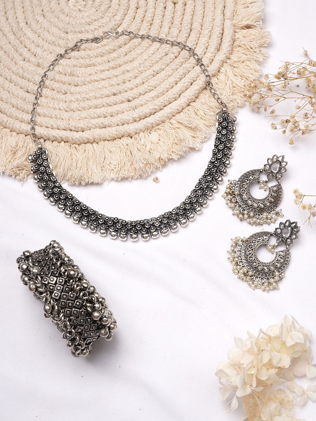 

TEEJH Women Silver-Toned Oxidised Jewellery Set