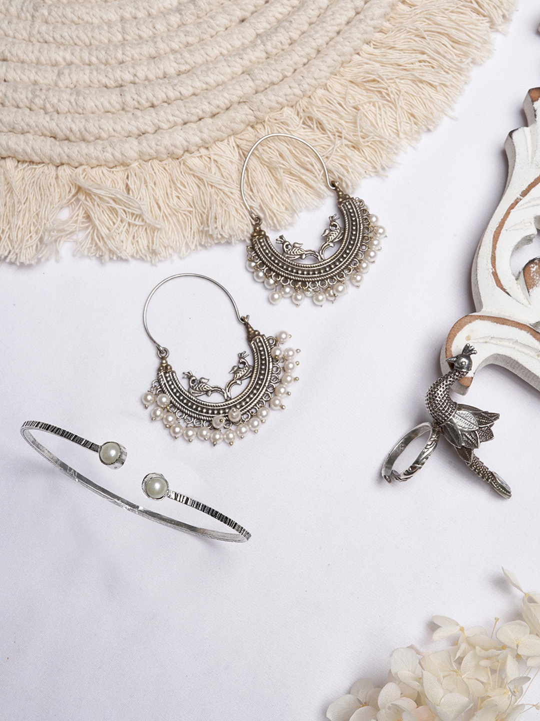 

TEEJH Pransheetha Silver Oxidised Jewelry Set