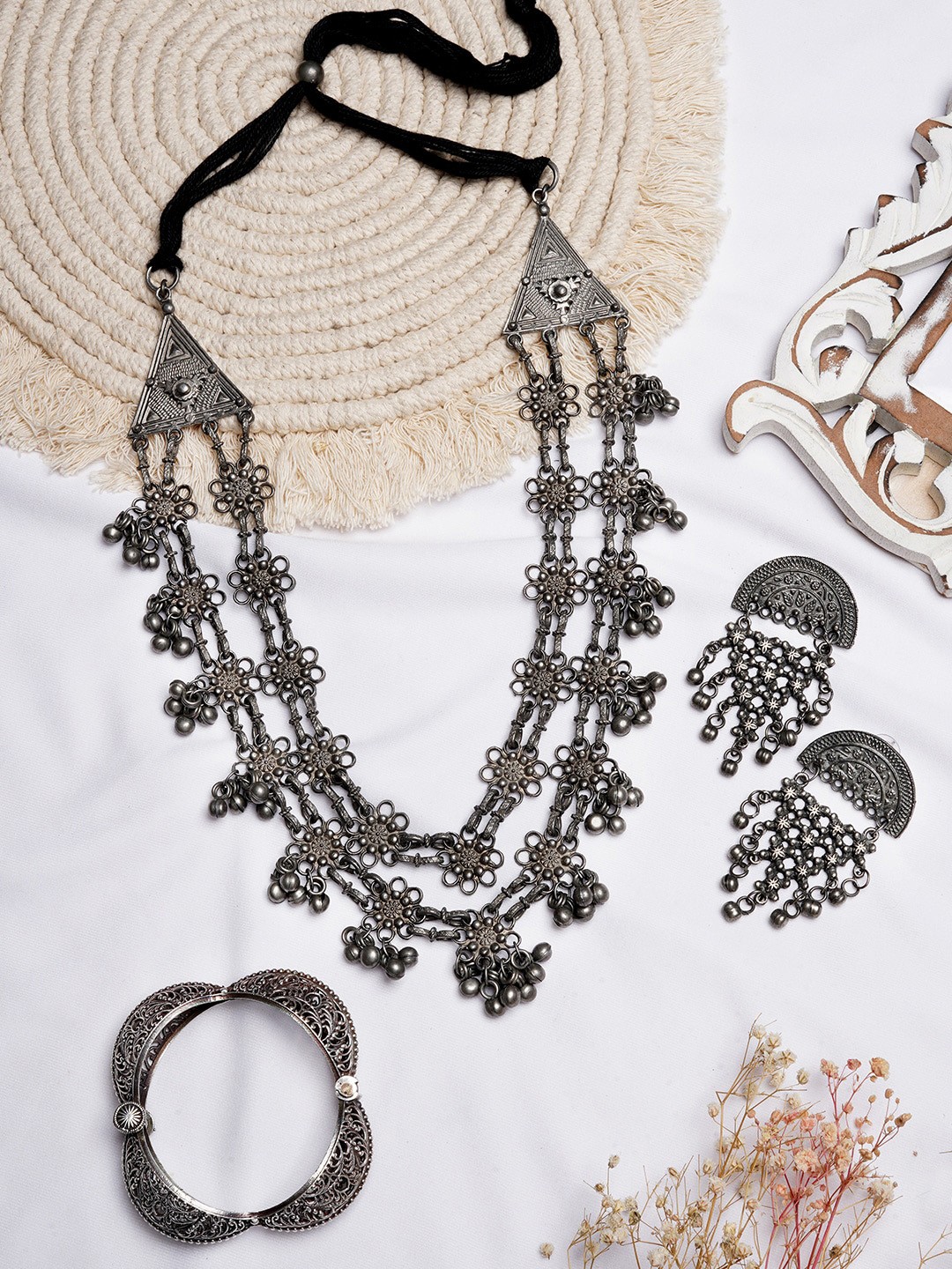 

TEEJH Oxidised Silver-Plated Gunakshi Jewellery Gift Set