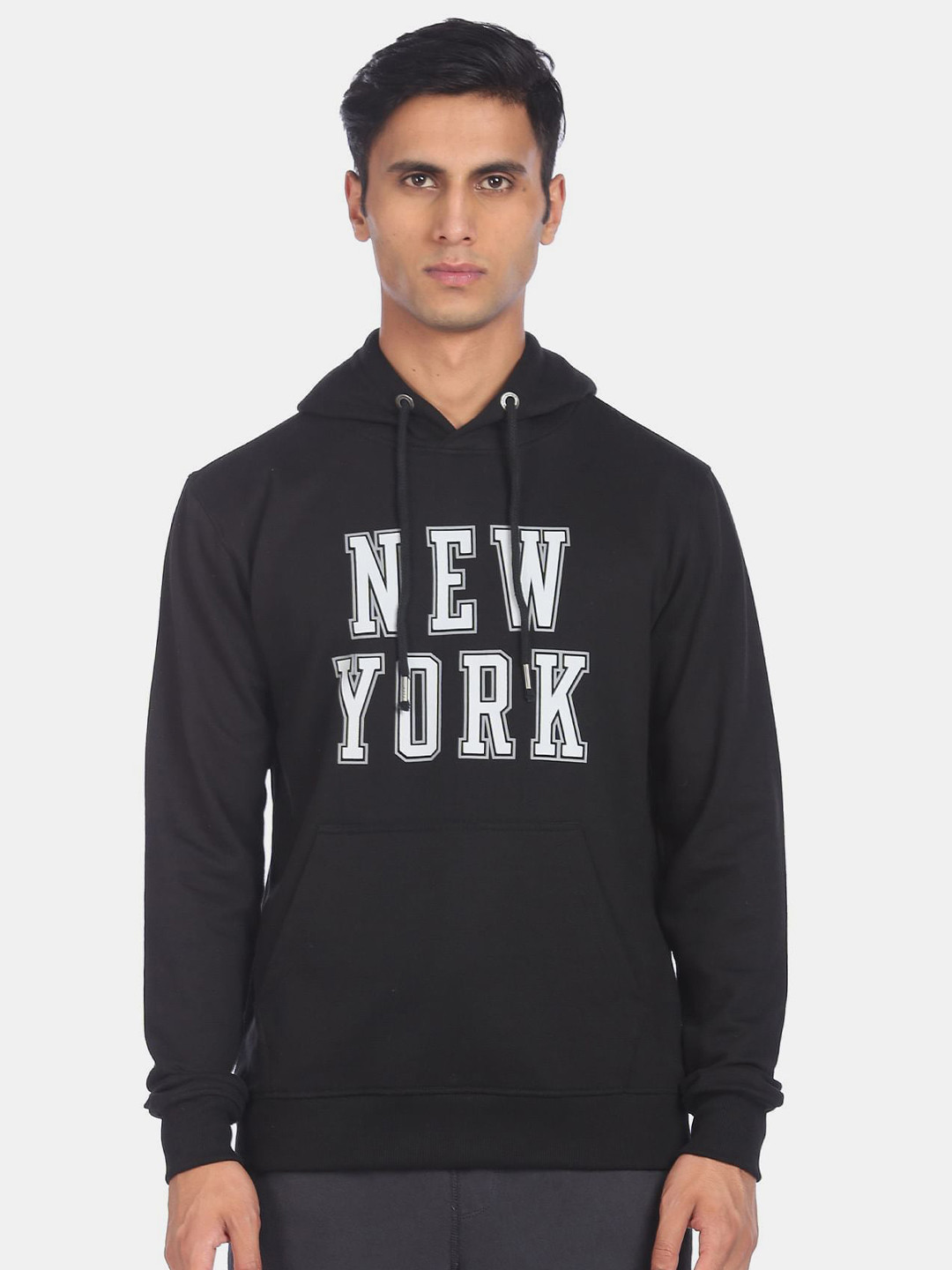 

Aeropostale Men Black & White Printed Sweatshirt