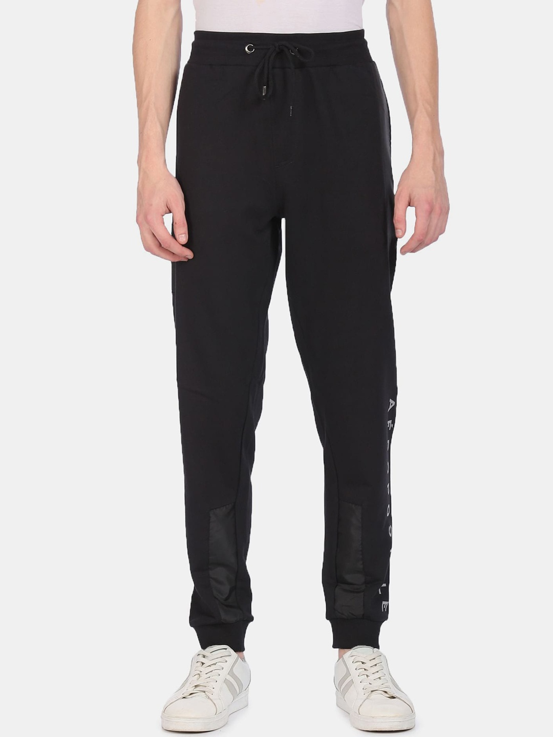 

Aeropostale Men Black Solid Pure Cotton Straight-Fit Joggers