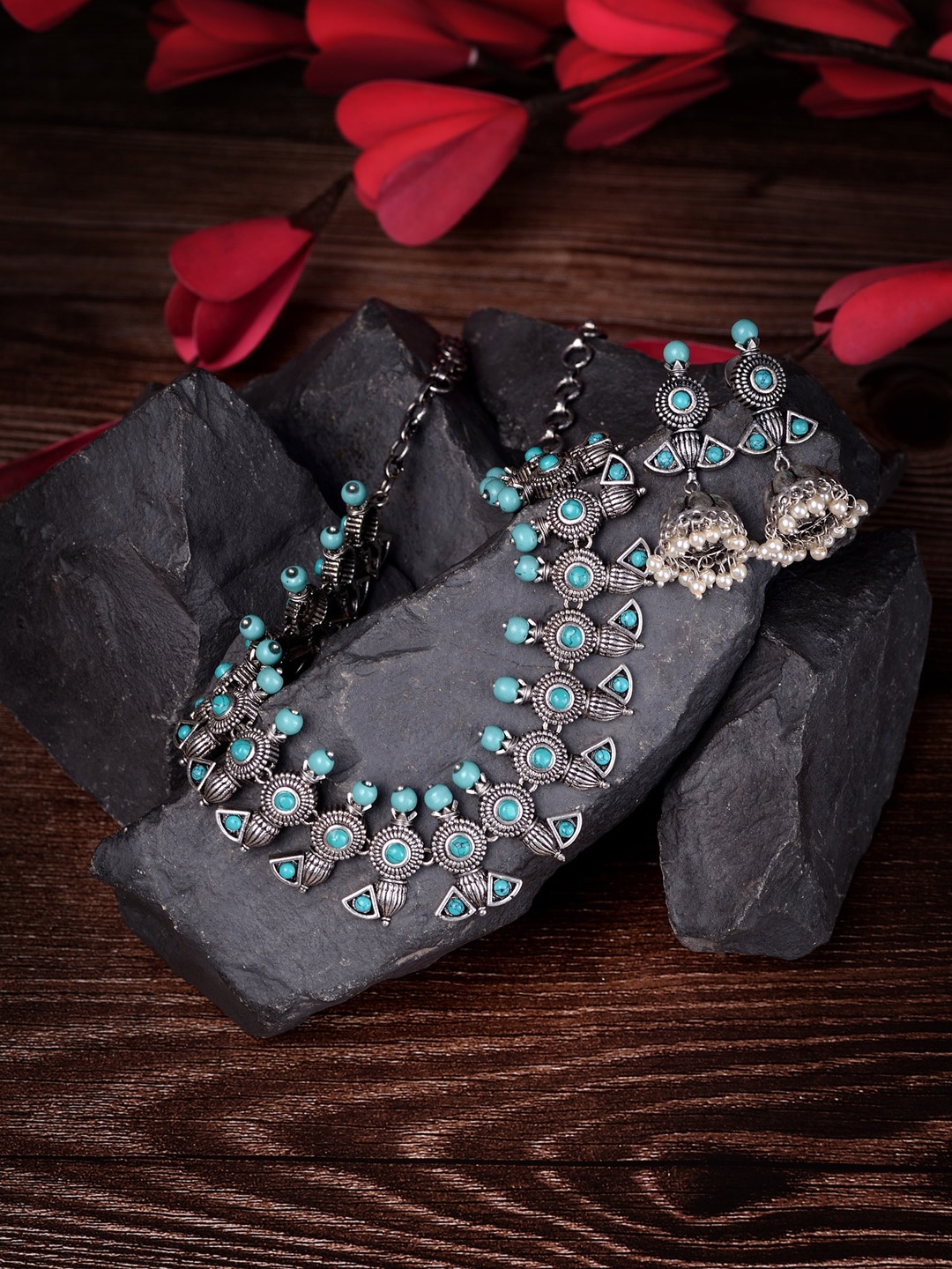 

Saraf RS Jewellery Silver-Toned & Turquoise-Blue Oxidised Jewellery Set