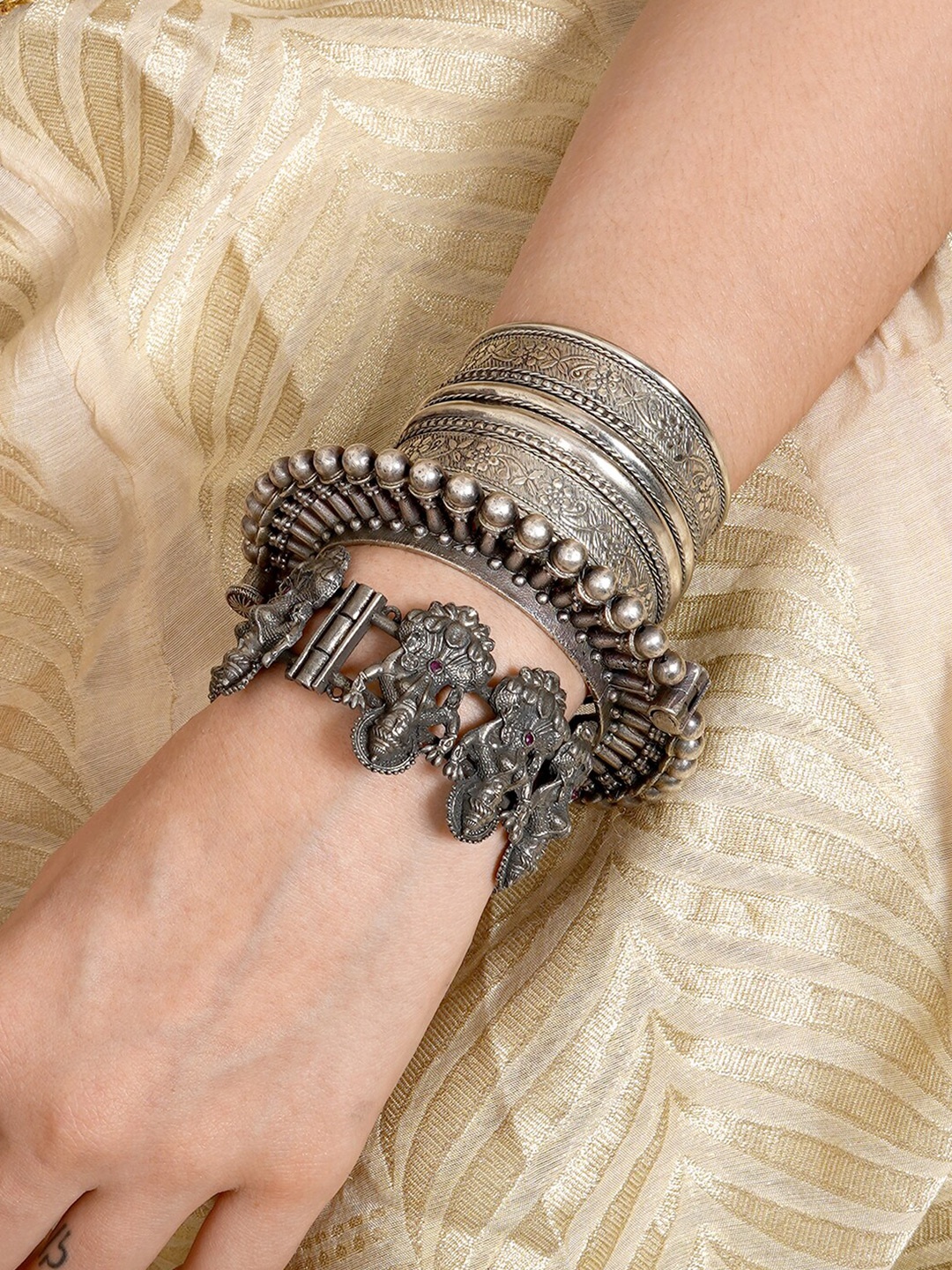 

TEEJH Women 3 Silver-Toned Brass Oxidised Silver-Plated Cuff Bracelets