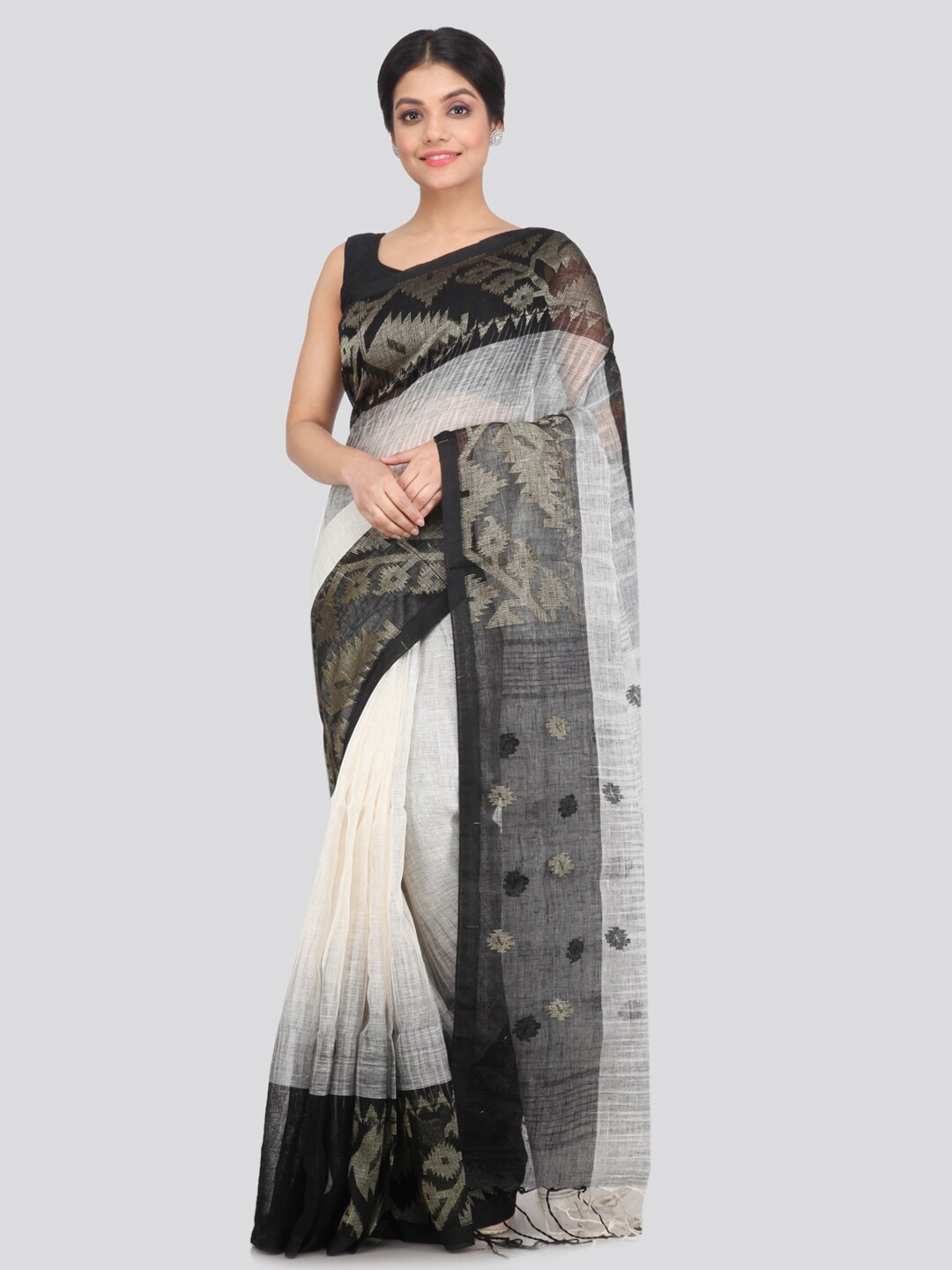

PinkLoom White & Black Ethnic Motifs Zari Pure Linen Saree