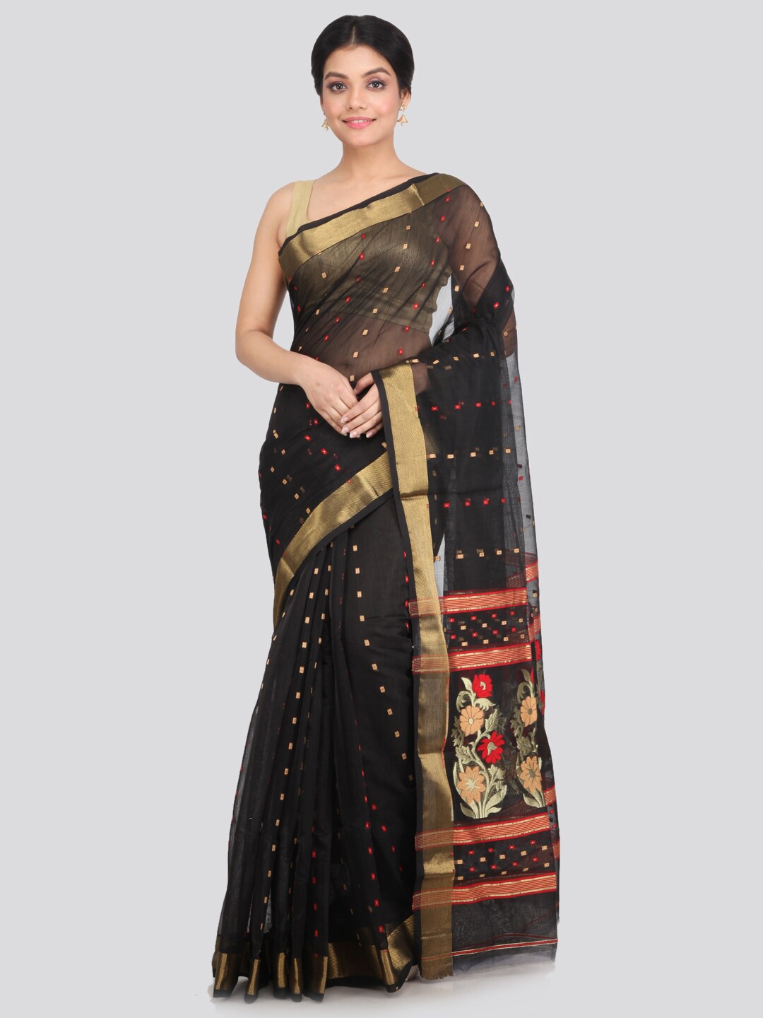 

PinkLoom Black & Gold-Toned Woven Design Saree