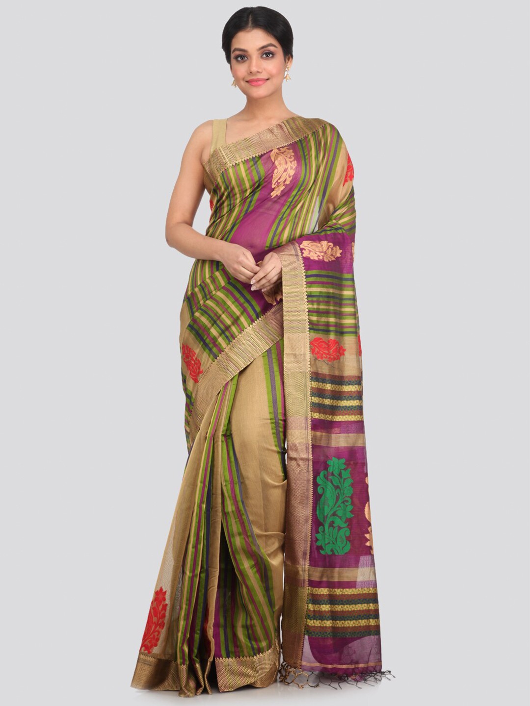 

PinkLoom Multicoloured Floral Saree, Multi