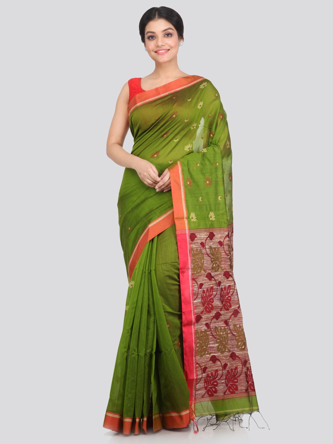 

PinkLoom Green & Red Floral Saree