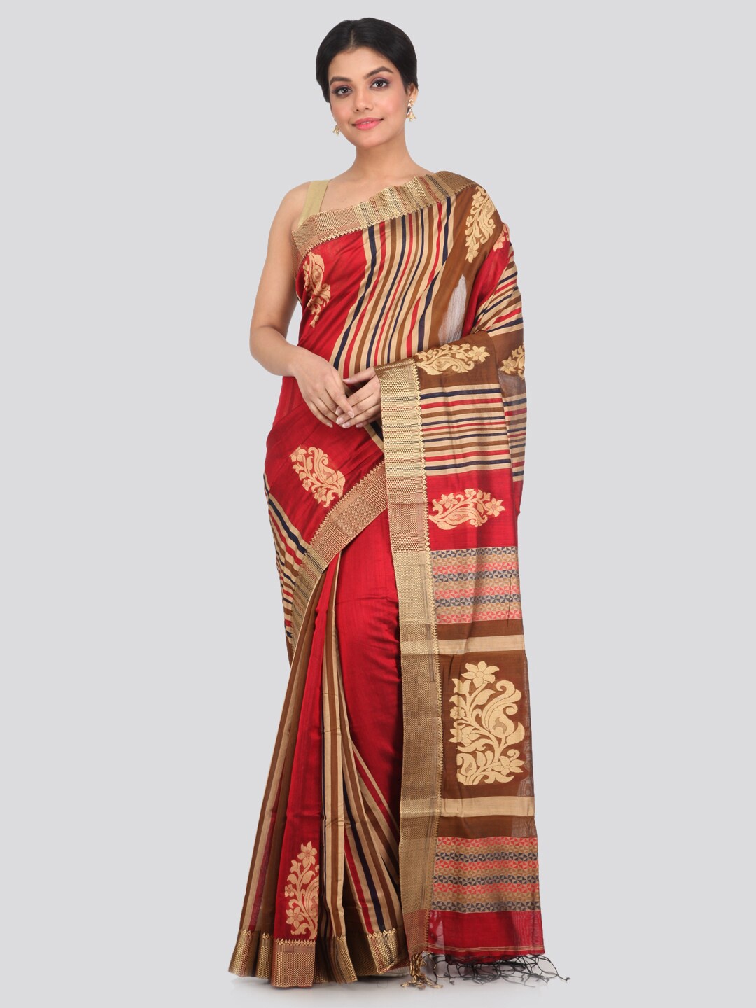 

PinkLoom Maroon & Gold-Toned Ethnic Motifs Saree