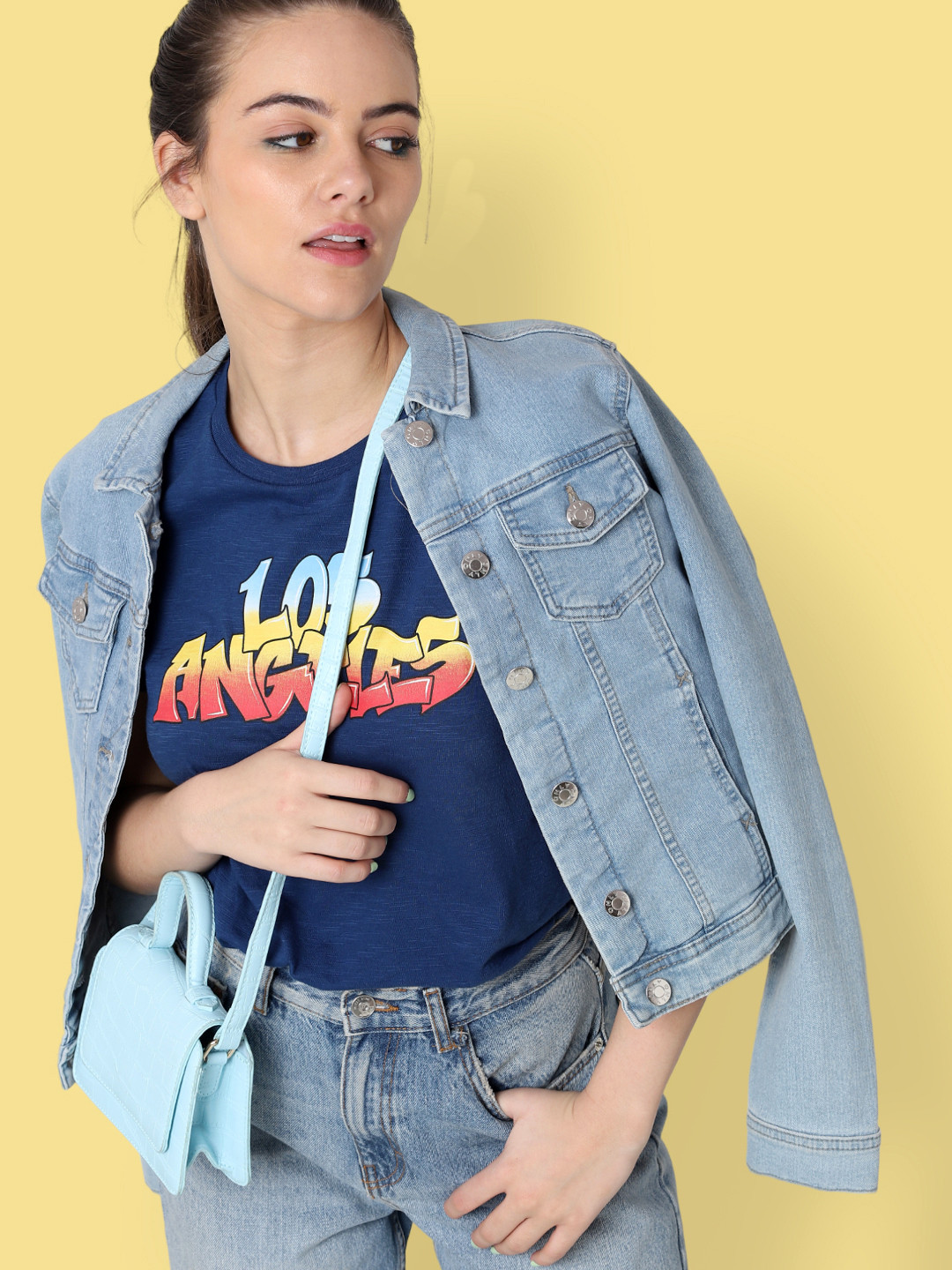 

ONLY Women Blue Typography Slim Fit T-shirt