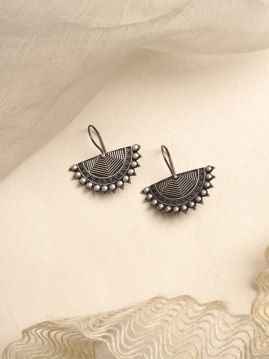 

TEEJH Silver-Toned Aiyra Contemporary Oxidised Drop Earrings