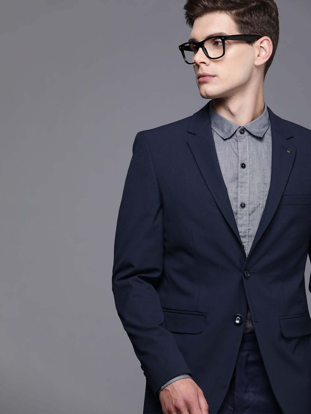 

Louis Philippe Men Navy Blue Solid Single-Breasted Formal Blazer