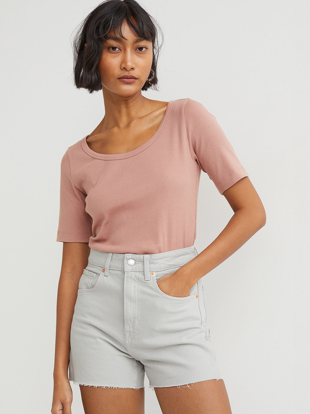 

H&M Women Grey Denim Shorts