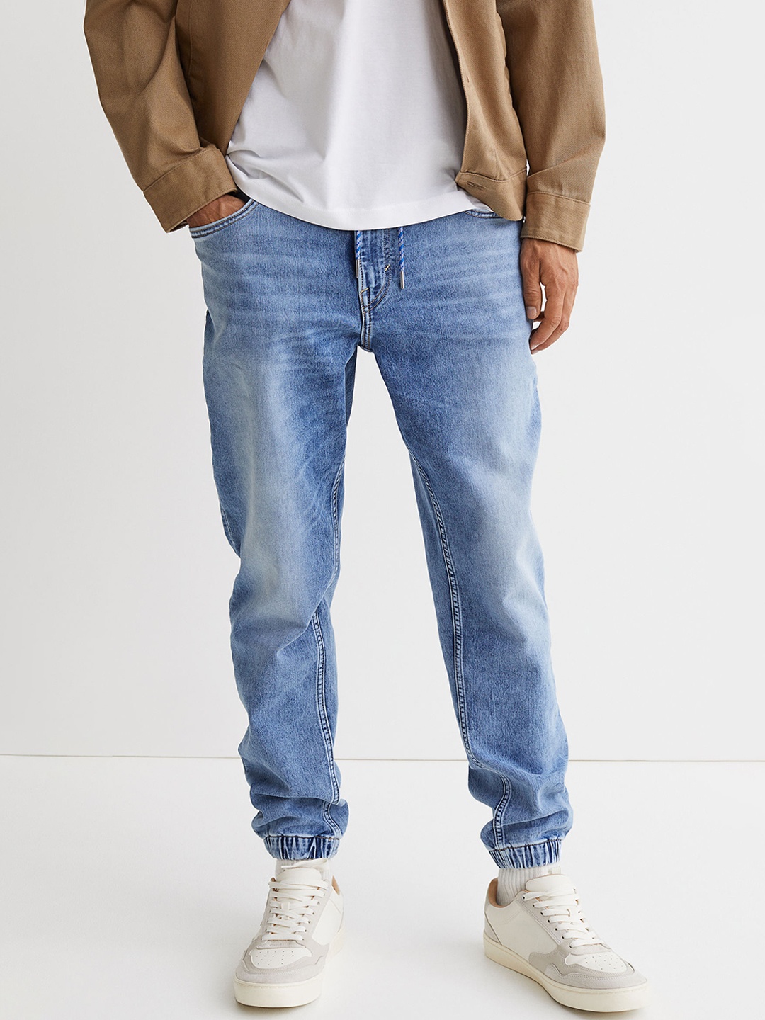 

H&M Men Blue Hybrid Regular Tapered Joggers