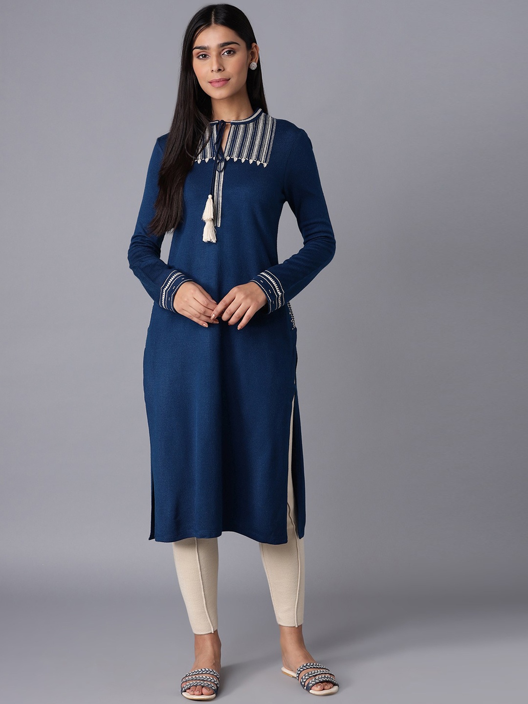 

W Women Navy Blue Thread Work Kurta