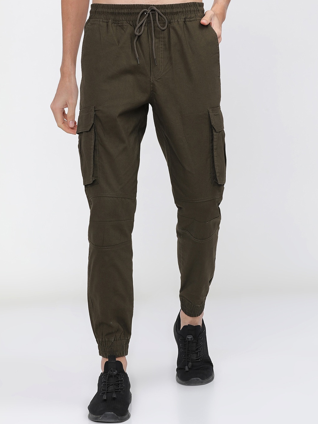 

HIGHLANDER Men Olive Green Joggers Trousers