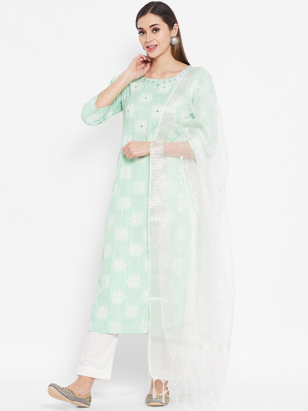 

Ramas Women Green & White Floral Embroidered Kurta With Trousers