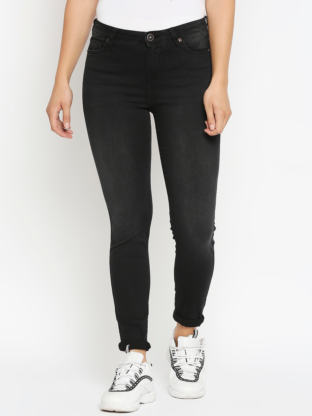 

Being Human Women Black Skinny Fit Light Fade Jeans