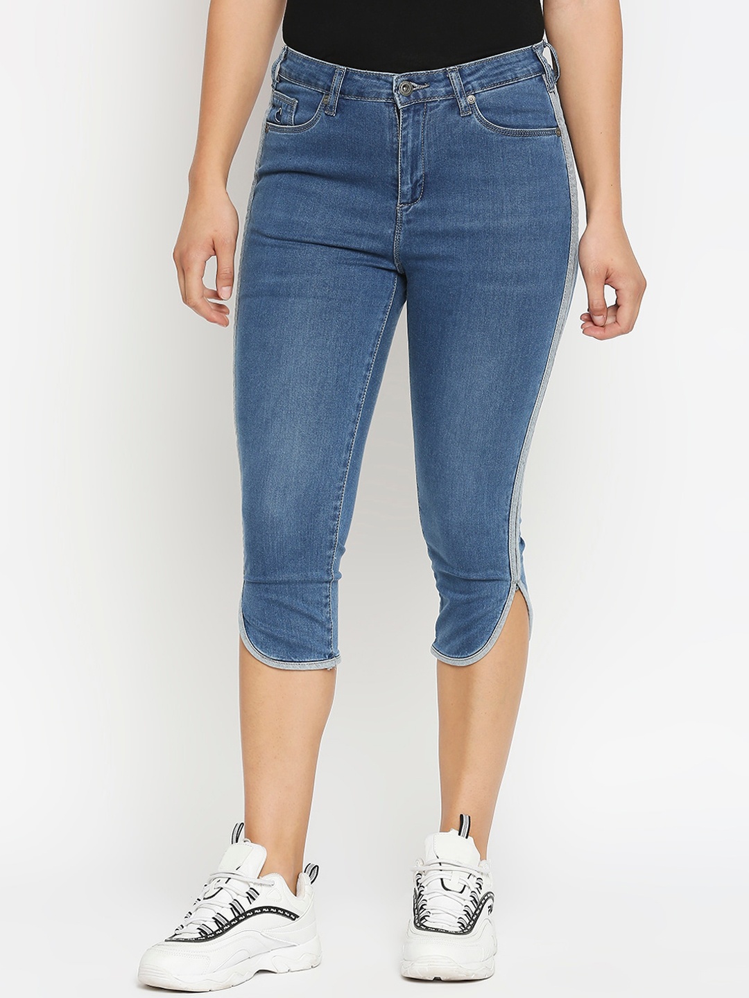 

Being Human Women Blue Super Skinny Fit Light Fade Jeans